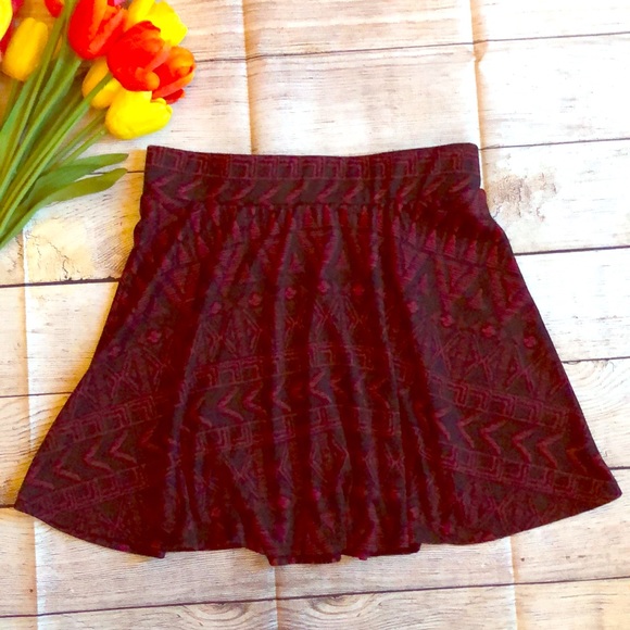 Charlotte Russe Aztec Mini Skirt - Picture 3 of 4